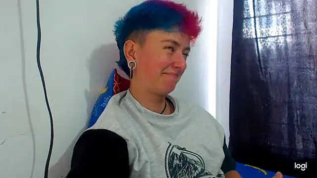tomboyblue online show from December 2024 08:47:02 PM