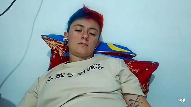tomboyblue online show from December 2024 10:24:02 PM