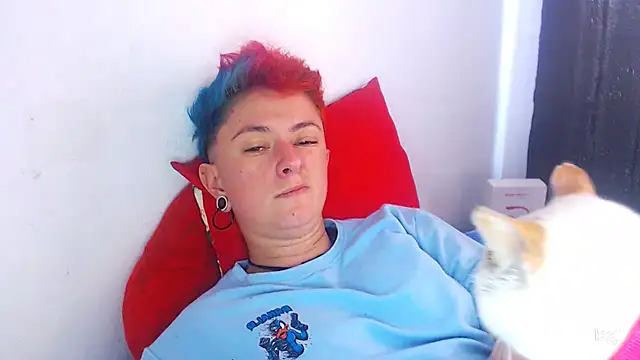 tomboyblue online show from December 2024 10:12:01 PM