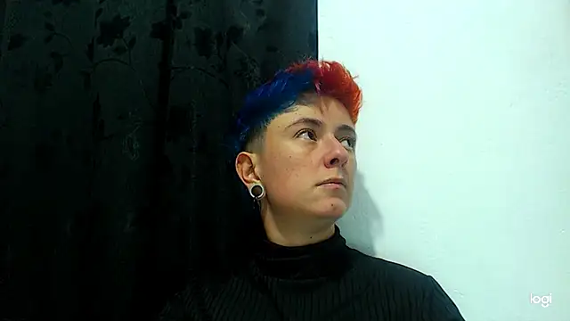 tomboyblue online show from December 2024 03:48:02 PM