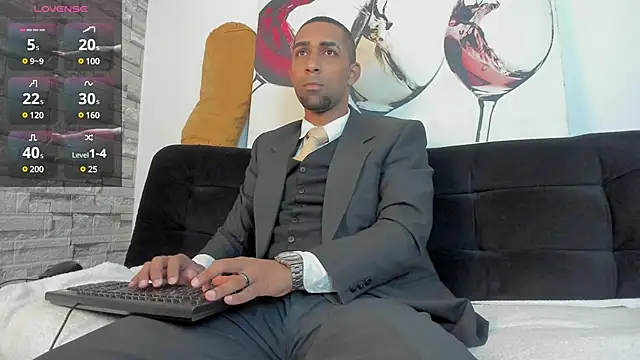 Snapshot of Paolo_johnson chatting on January 2025 11:43:01 AM Paolo johnson online show from January 2025 11:43:01 AM