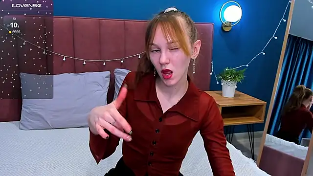 Snapshot of VanillaKelly chatting on February 2025 12:53:02 AM VanillaKelly online show from February 2025 12:53:02 AM