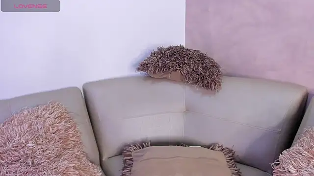 DahianaLincoln online show from September 2025 05:38:01 PM