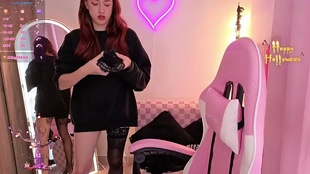 Snapshot of violet_ch chatting on October 2025 05:24:02 PM violet ch online show from October 2025 05:24:02 PM