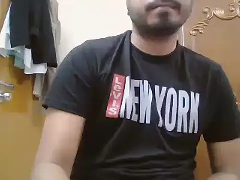 desiboyasif online show from October 2025 05:10:02 PM