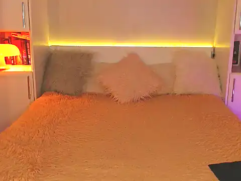 Leaaaaaaaaa online show from September 2025 07:16:01 PM