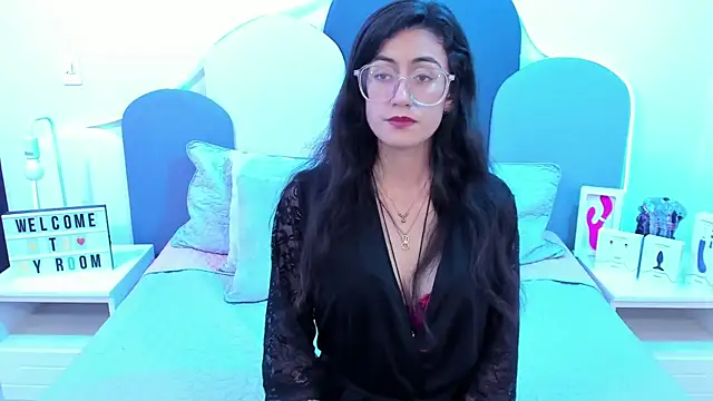 Snapshot of SophieGomez22 chatting on January 2025 03:11:02 PM SophieGomez22 online show from January 2025 03:11:02 PM