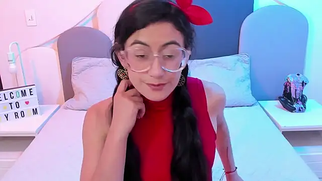 Snapshot of SophieGomez22 chatting on February 2025 11:22:01 AM SophieGomez22 online show from February 2025 11:22:01 AM