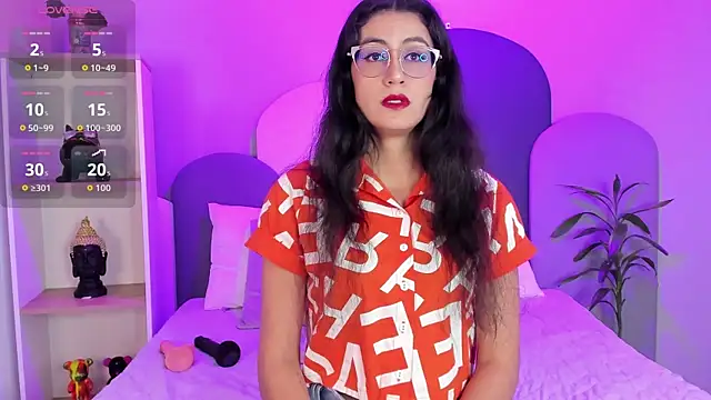 Snapshot of SophieGomez22 chatting on October 2025 11:43:02 AM SophieGomez22 online show from October 2025 11:43:02 AM