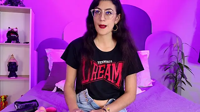 Snapshot of SophieGomez22 chatting on April 2026 11:13:02 AM SophieGomez22 online show from April 2026 11:13:02 AM