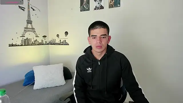 Ares Johnson online show from December 2024 01:02:02 PM
