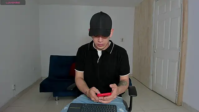 Snapshot of Ares_Johnson chatting on September 2025 11:24:01 AM Ares Johnson online show from September 2025 11:24:01 AM