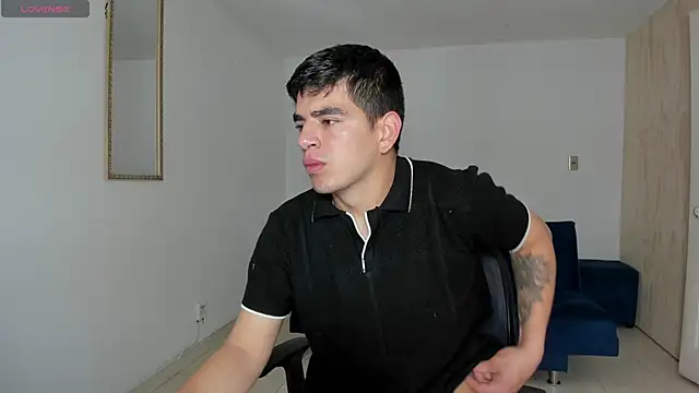 Snapshot of Ares_Johnson chatting on September 2025 11:37:02 AM Ares Johnson online show from September 2025 11:37:02 AM