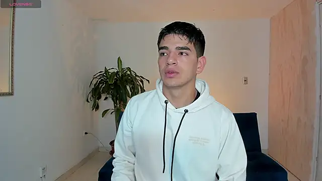 Snapshot of Ares_Johnson chatting on October 2025 11:08:02 AM Ares Johnson online show from October 2025 11:08:02 AM