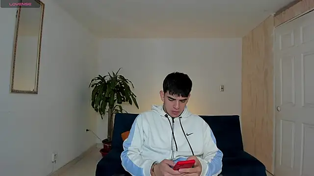 Snapshot of Ares_Johnson chatting on October 2025 11:31:01 AM Ares Johnson online show from October 2025 11:31:01 AM