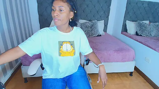 rebeca cortez  online show from December 2024 03:42:01 AM