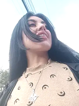 Snapshot of Mazikeen-- chatting on December 2024 09:28:01 PM Mazikeen-- online show from December 2024 09:28:01 PM