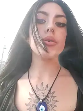 Snapshot of Mazikeen-- chatting on December 2024 09:28:01 PM Mazikeen-- online show from December 2024 09:28:01 PM