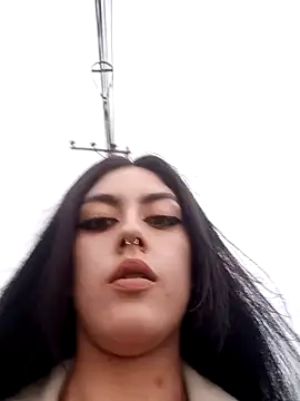 Snapshot of Mazikeen-- chatting on December 2024 10:51:01 PM Mazikeen-- online show from December 2024 10:51:01 PM