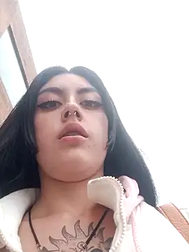 Snapshot of Mazikeen-- chatting on January 2025 09:57:02 PM Mazikeen-- online show from January 2025 09:57:02 PM