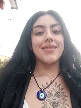 Snapshot of Mazikeen-- chatting on January 2025 09:47:02 PM Mazikeen-- online show from January 2025 09:47:02 PM