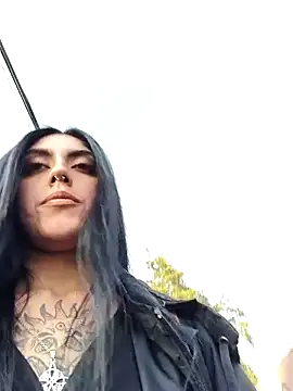 Snapshot of Mazikeen-- chatting on November 2025 09:48:01 PM Mazikeen-- online show from November 2025 09:48:01 PM