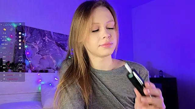 TaraSims online show from January 2025 11:12:01 PM