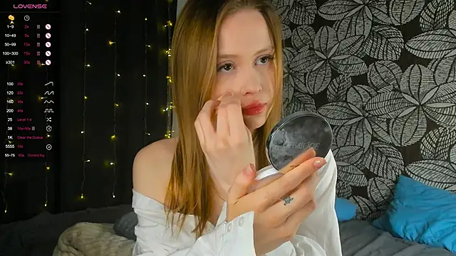 TaraSims online show from January 2025 11:18:02 PM