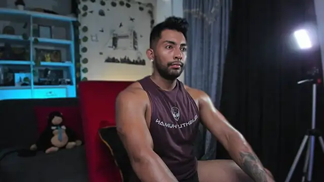 Couple muscle1 online show from October 2025 08:53:02 PM