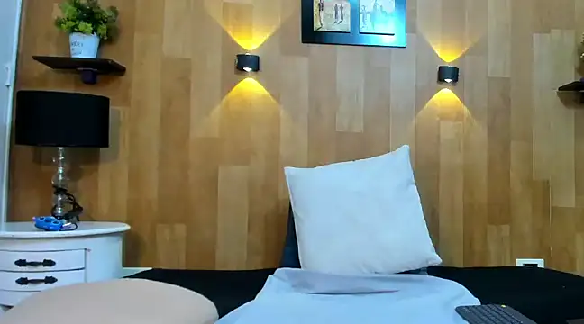 Snapshot of marianaa90 chatting on January 2025 03:42:01 PM marianaa90 online show from January 2025 03:42:01 PM