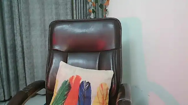 urvashihott online show from January 2025 08:42:01 AM