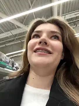 Snapshot of Holy_Tereza chatting on January 2025 03:28:01 PM Holy Tereza online show from January 2025 03:28:01 PM