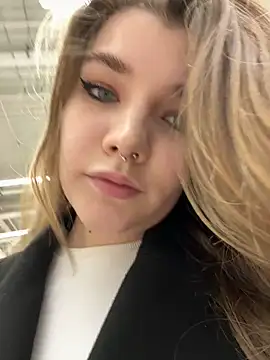 Snapshot of Holy_Tereza chatting on January 2025 02:34:01 PM Holy Tereza online show from January 2025 02:34:01 PM