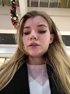 Snapshot of Holy_Tereza chatting on January 2025 05:34:02 PM Holy Tereza online show from January 2025 05:34:02 PM