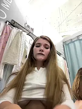 Snapshot of Holy_Tereza chatting on March 2025 06:18:01 PM Holy Tereza online show from March 2025 06:18:01 PM