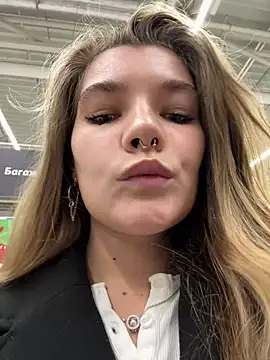 Snapshot of Holy_Tereza chatting on March 2025 02:55:02 PM Holy Tereza online show from March 2025 02:55:02 PM