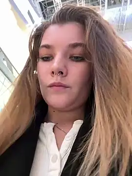 Snapshot of Holy_Tereza chatting on March 2025 06:23:01 PM Holy Tereza online show from March 2025 06:23:01 PM