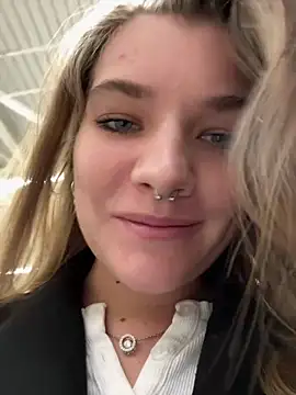 Snapshot of Holy_Tereza chatting on March 2025 03:13:02 PM Holy Tereza online show from March 2025 03:13:02 PM