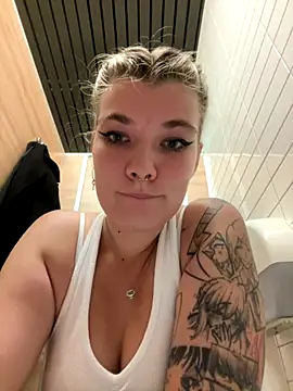 Holy Tereza online show from September 2025 03:39:02 PM