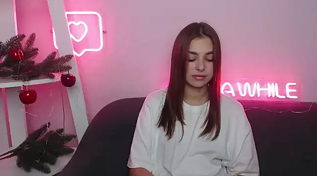 MilanaAngelAs online show from December 2024 05:42:02 AM