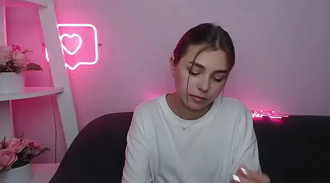 MilanaAngelAs online show from February 2025 08:39:02 AM