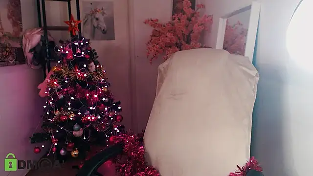 Snapshot of _KittyBoo chatting on December 2024 09:45:01 AM KittyBoo online show from December 2024 09:45:01 AM