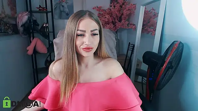 Snapshot of _KittyBoo chatting on January 2025 11:45:02 AM KittyBoo online show from January 2025 11:45:02 AM