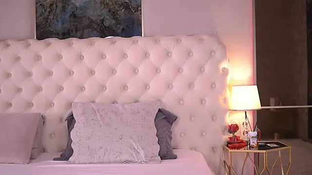 EvaZane online show from July 2026 11:52:01 AM