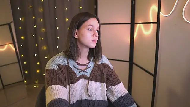 Addelin Moon online show from January 2025 04:51:02 PM