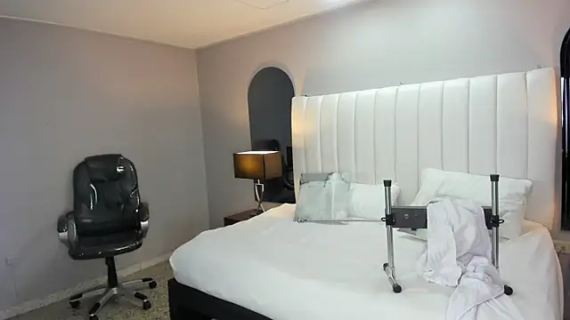 vanity sex online show from December 2024 11:45:01 AM