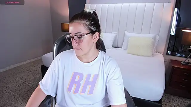 vanity sex online show from September 2025 11:32:02 AM