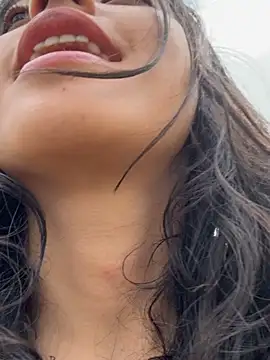 ViolettaSummer online show from February 2026 04:14:01 PM