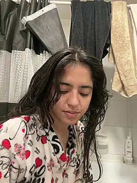 ViolettaSummer online show from June 2026 02:00:02 PM