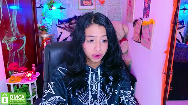 REDHOTTER  online show from October 2025 07:47:02 PM